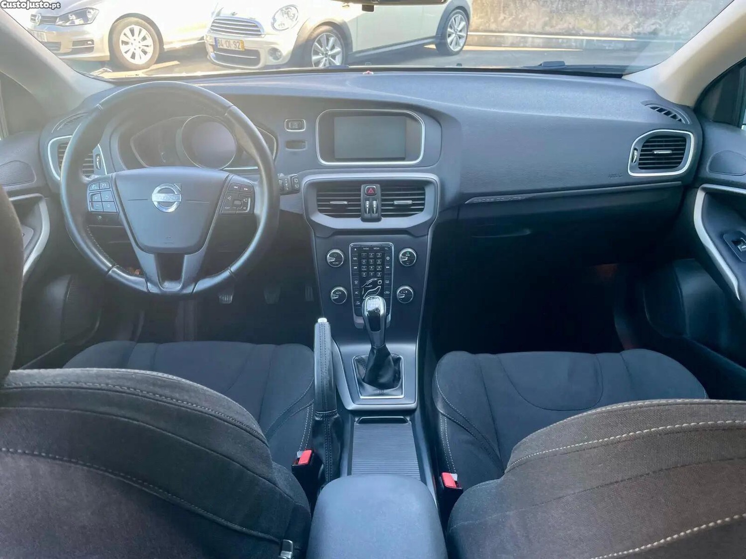 Volvo V40 1.6 D2 Momentum — fotografia 6