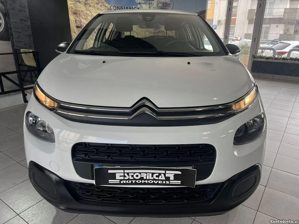 Citroën C3 1.2 PureTech Feel — fotografia 17