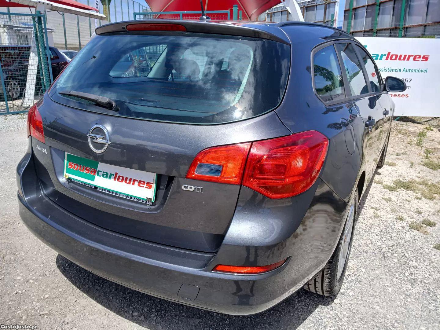Opel Astra 1.7 cdti enjoy — fotografia 17