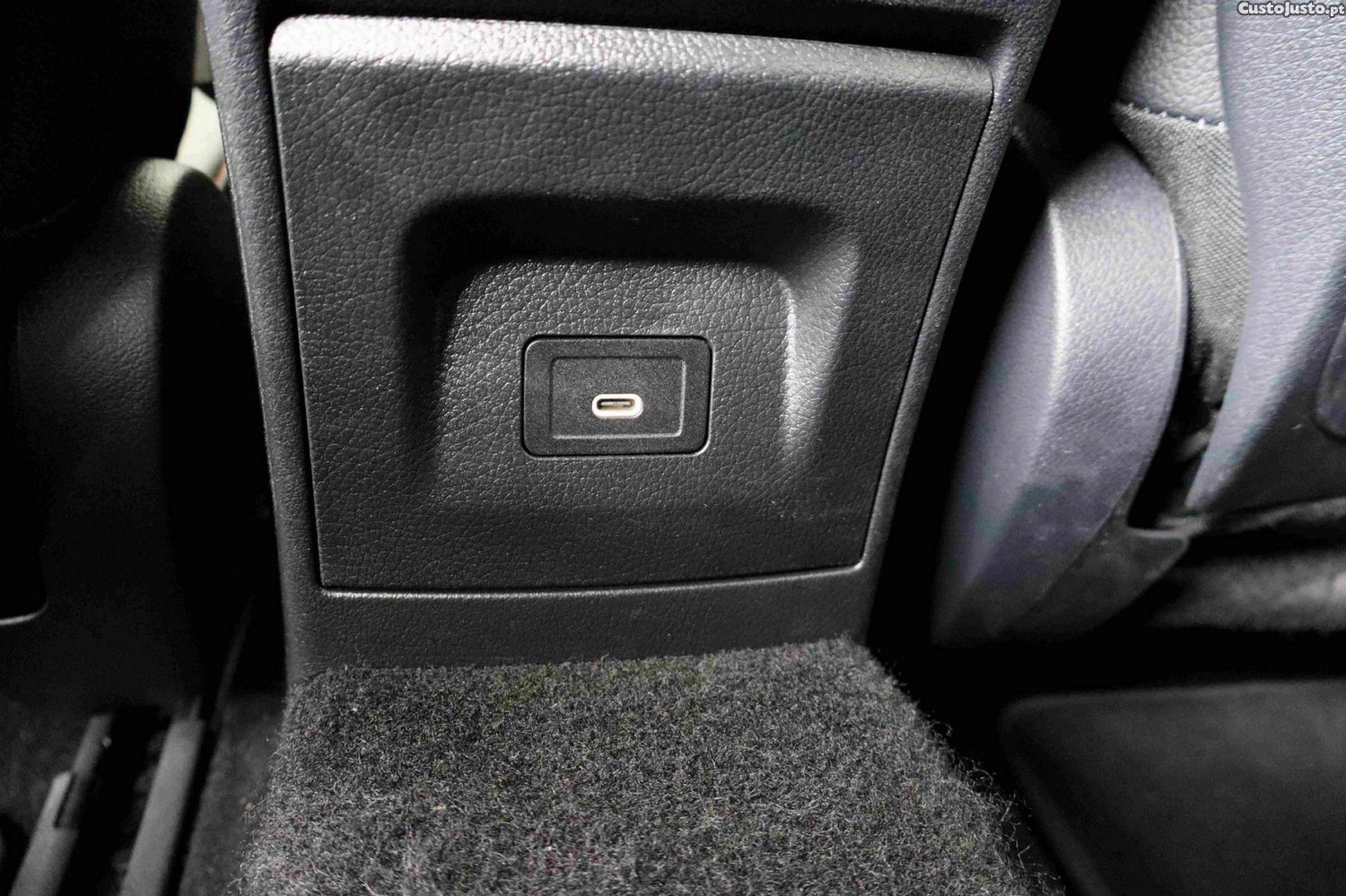 Mercedes-Benz A 180 d — fotografia 7