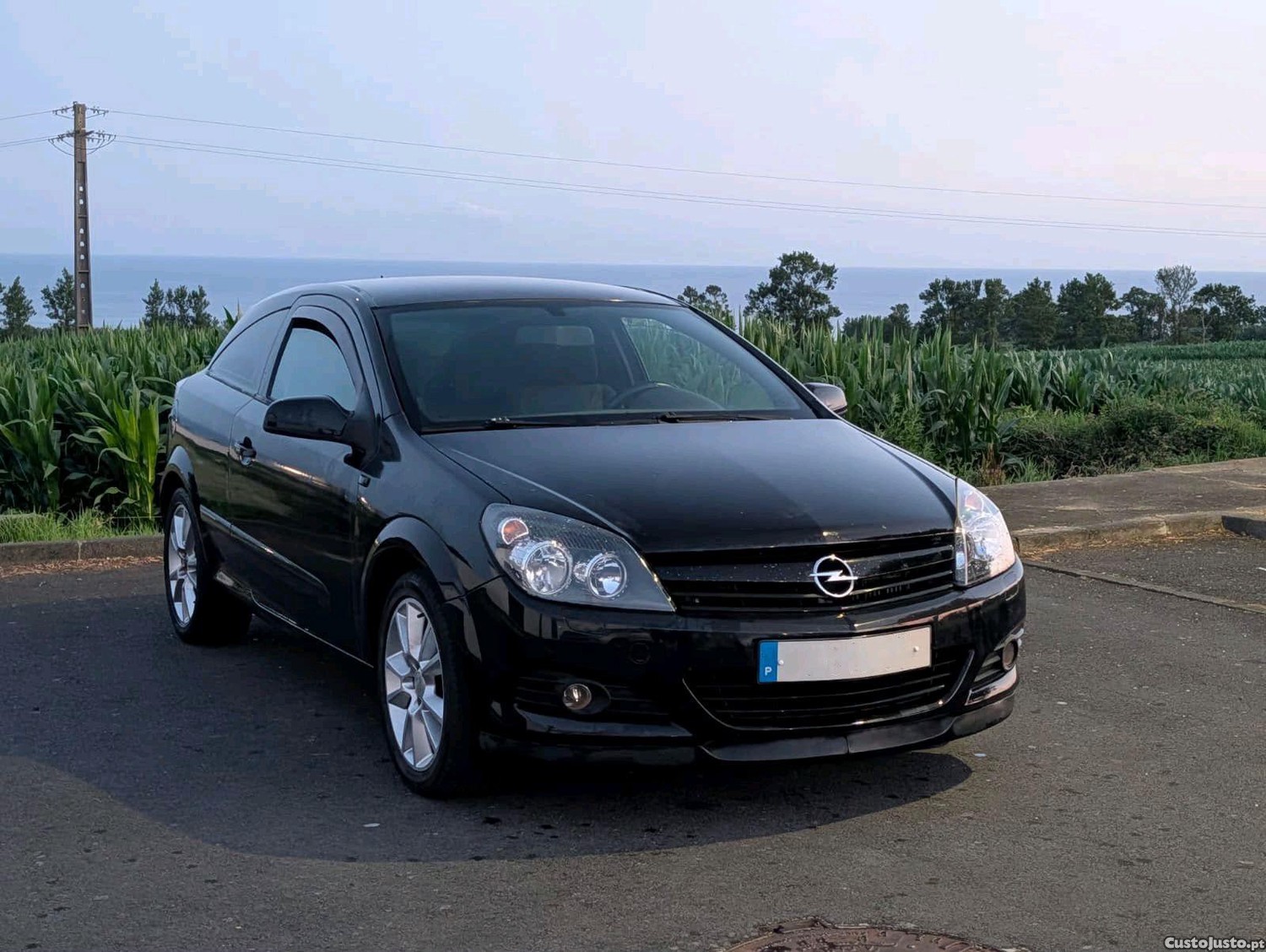 Opel Astra GTC 1.7 Isuzu IPO 2/Anos — fotografia 6