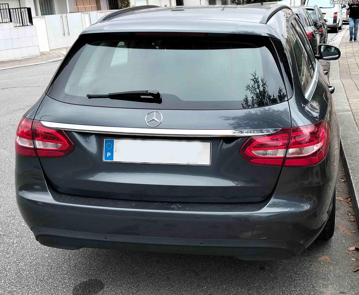 Mercedes-Benz C 180 180 Bluetec — fotografia 3