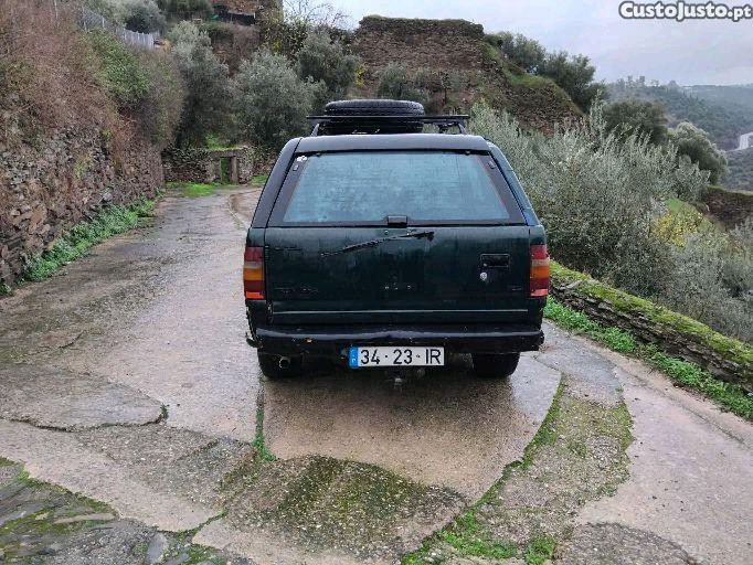 Opel Frontera 2.5tds — fotografia 3