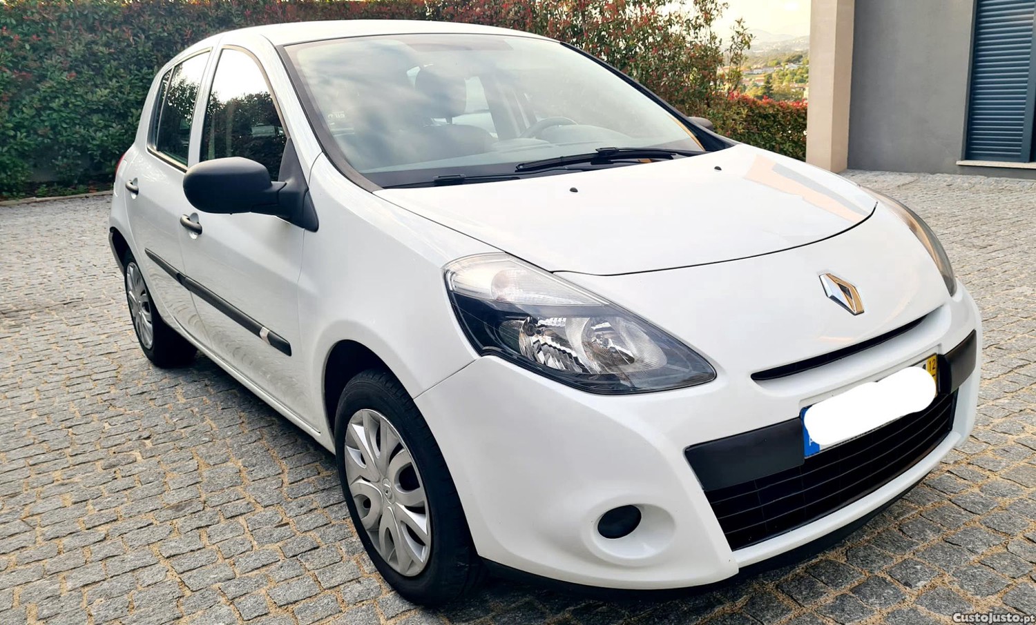 Renault Clio 1.5 DCI — fotografia 8