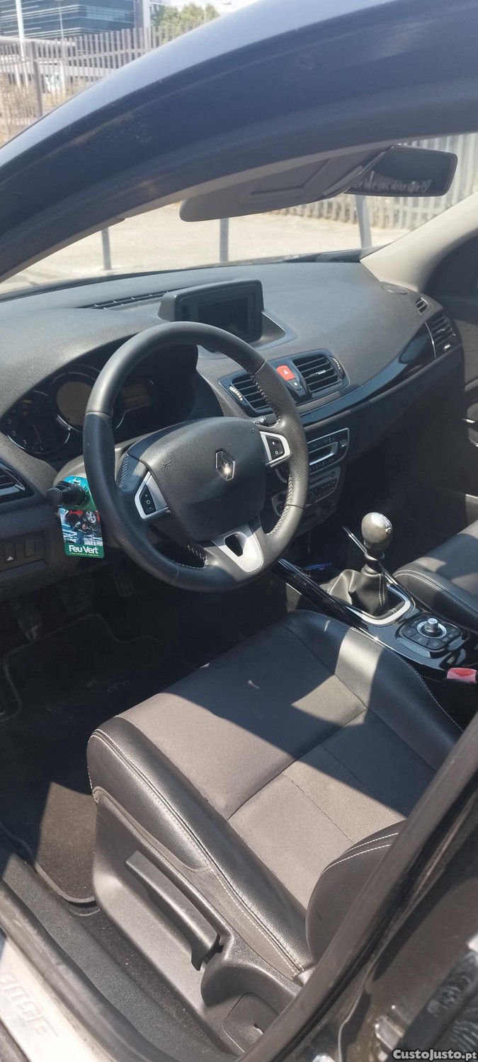 Renault Mégane 1.5 dCi 110cv Bose Edition CO2 Champion — fotografia 4