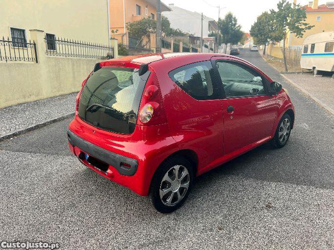 Peugeot 107 1.0 VVT-I — fotografia 7