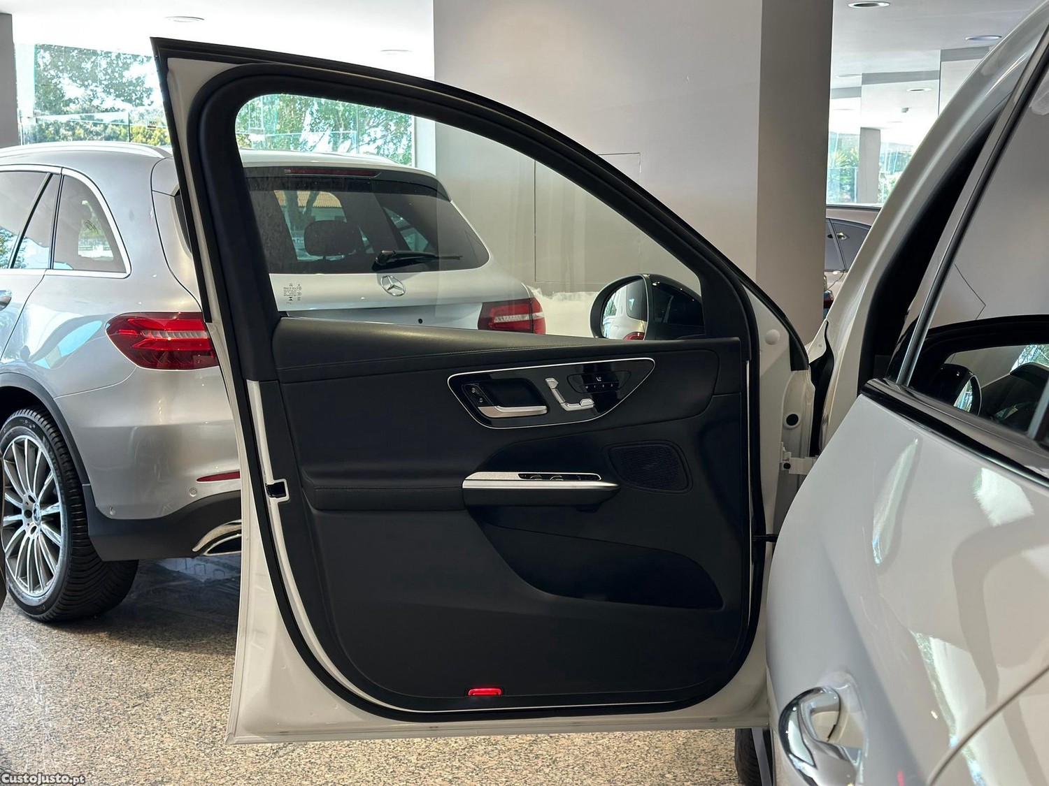 Mercedes-Benz GLC 300 de 4Matic 9G-TRONIC Edition AMG Line — fotografia 21