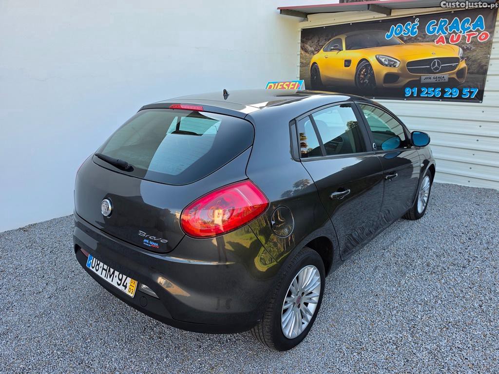 Fiat Bravo 1.6JTdm 105cv 180.000km 03/2009 — fotografia 11