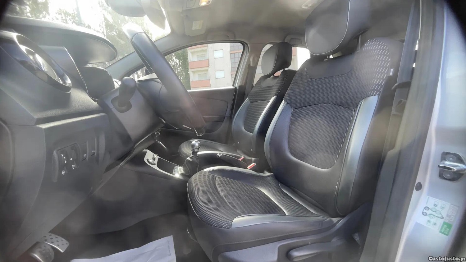 Renault Captur 1.5 dCi Exclusive — fotografia 5