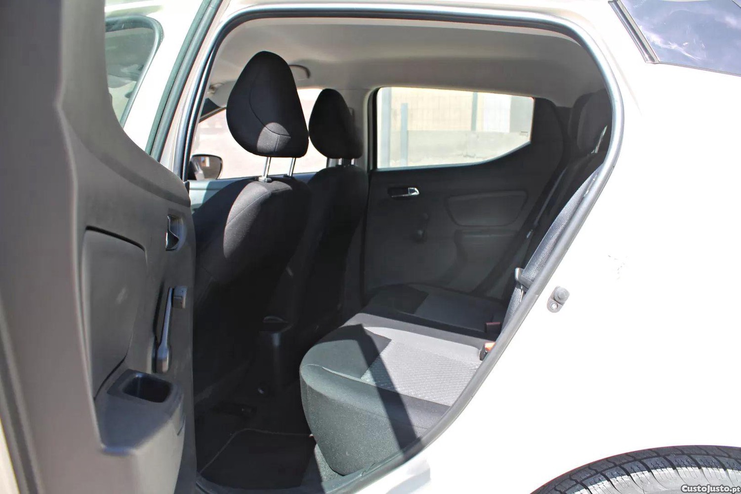 Nissan Micra 1.0 ig-t acenta — fotografia 6