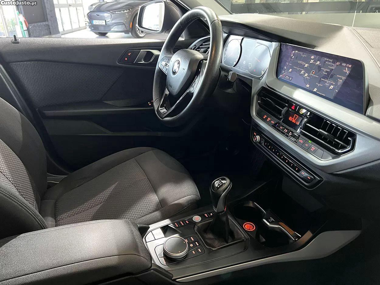 BMW 116 d Advantage — fotografia 8