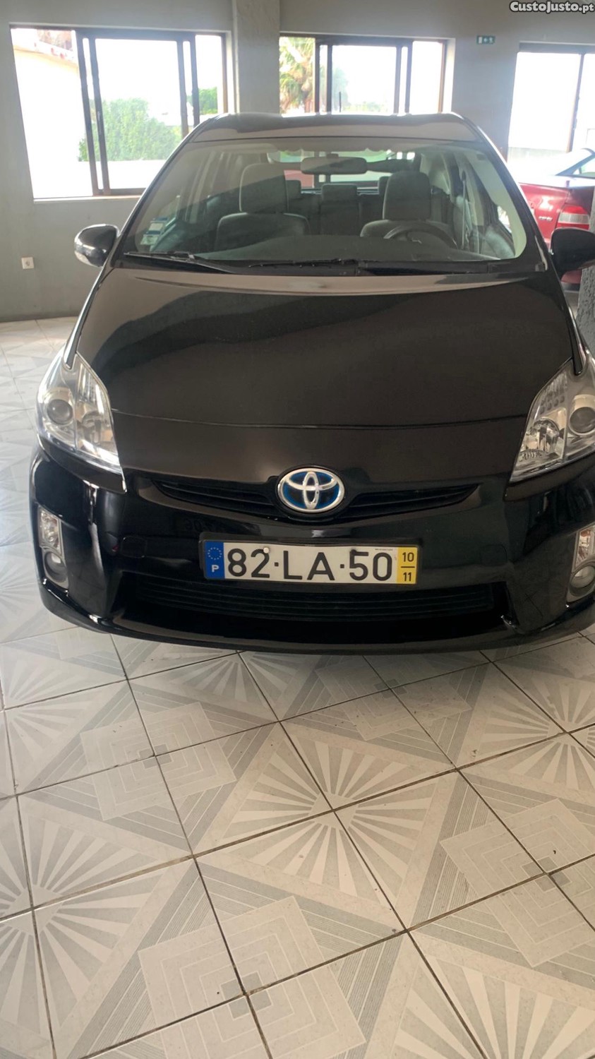 Toyota Prius 1.8 HYBRID — fotografia 5