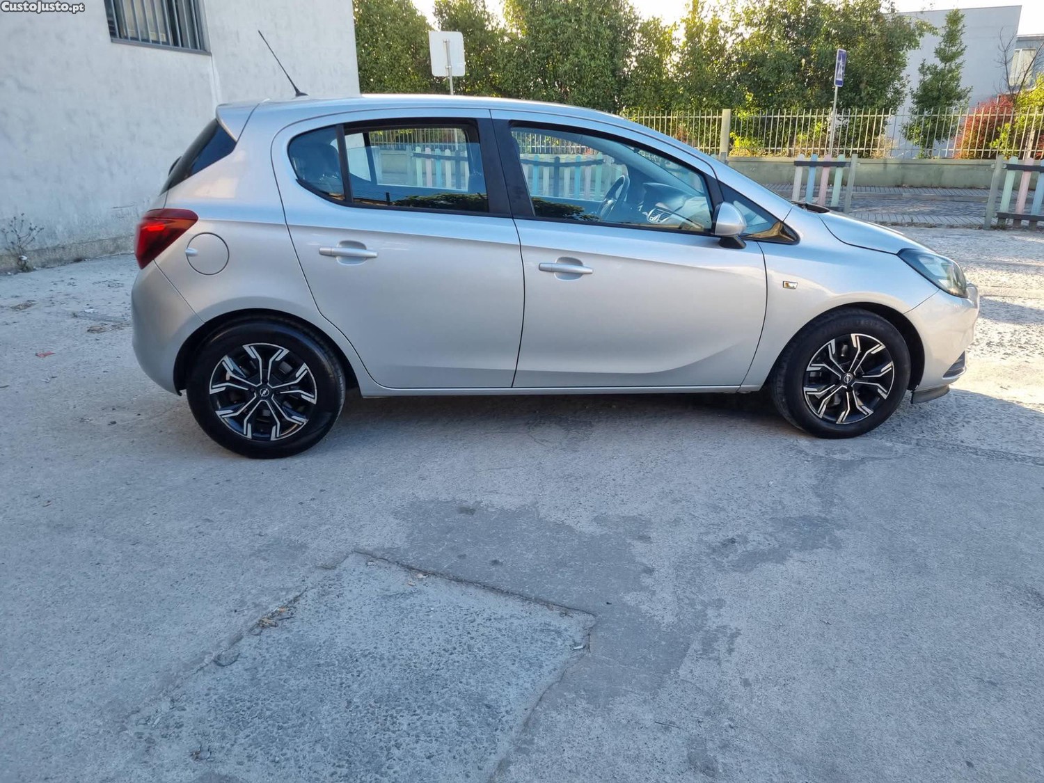 Opel Corsa 1.3 cdti muito novonacional — fotografia 11