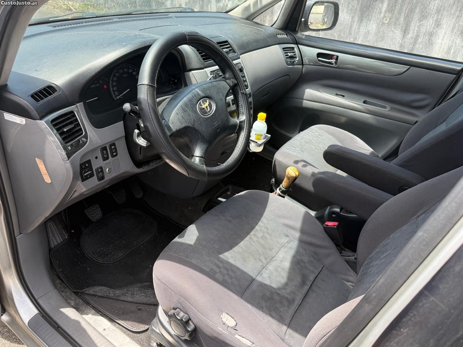 Toyota Avensis 2.0TD VERSUS — fotografia 4