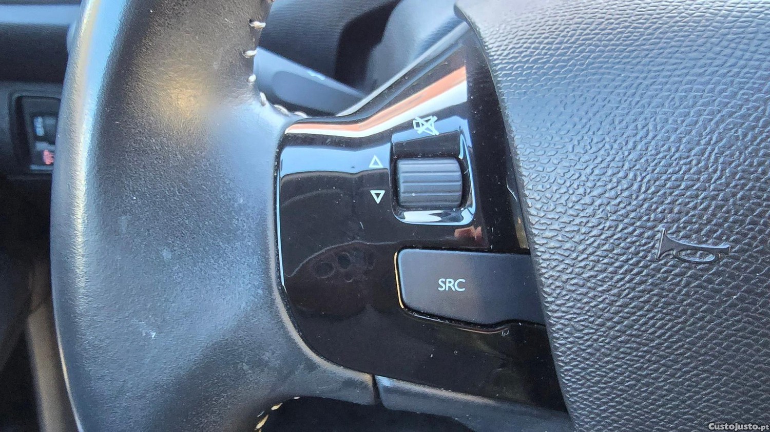 Peugeot 308 1.5 BlueHDi Style — fotografia 16