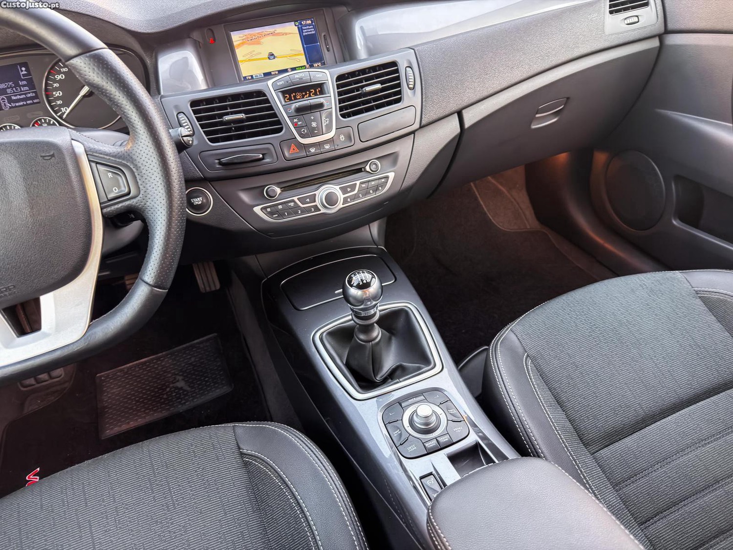 Renault Laguna BREAK 2.0 DCI 150 CV GT 4CONTROL — fotografia 8