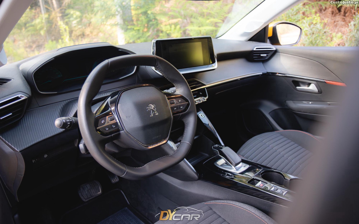 Peugeot e-208 Active — fotografia 7