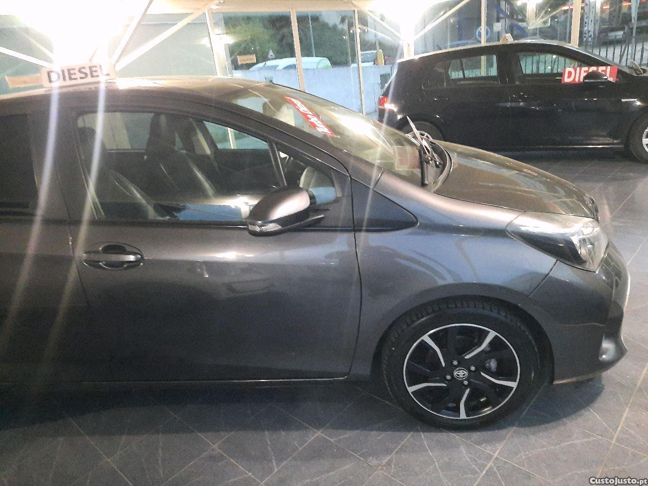 Toyota Yaris 1.4 D4D — fotografia 5
