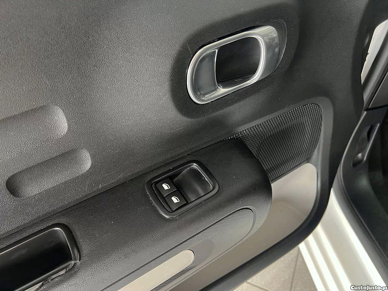 Citroën C3 1.2 PureTech Feel — fotografia 5