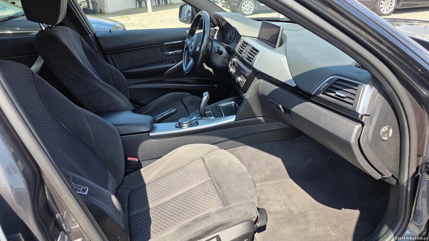 BMW 318 d 150cv Steptronic Pack M — fotografia 3