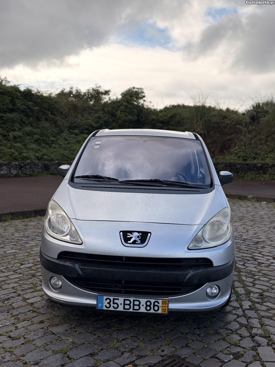 Peugeot 1007 1.4 Hdi — fotografia 3