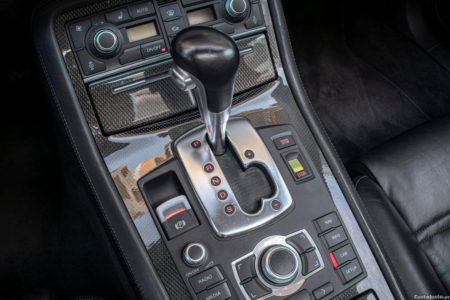 Audi S8 5.2 V10 FSI Quattro — fotografia 9