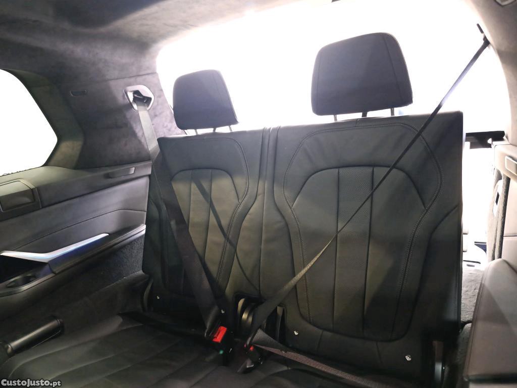 BMW X7 40D XDRIVE PACK M (AUTO) — fotografia 2
