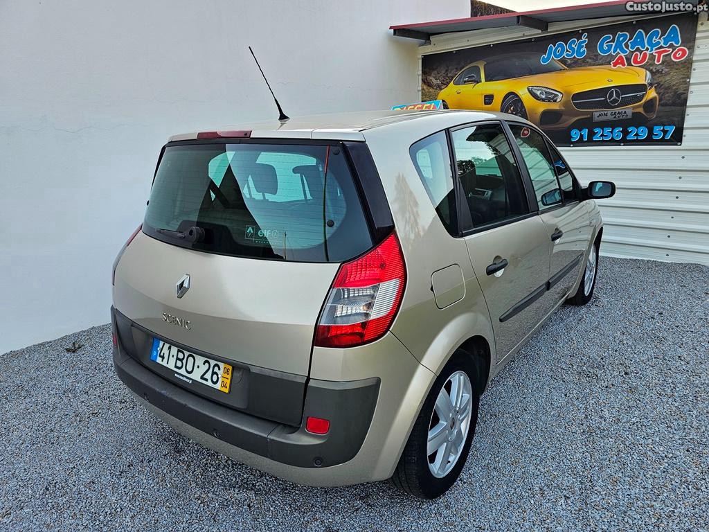 Renault Scénic 1.5Dci 106cv Cx/6 106cv 04/2006 — fotografia 10