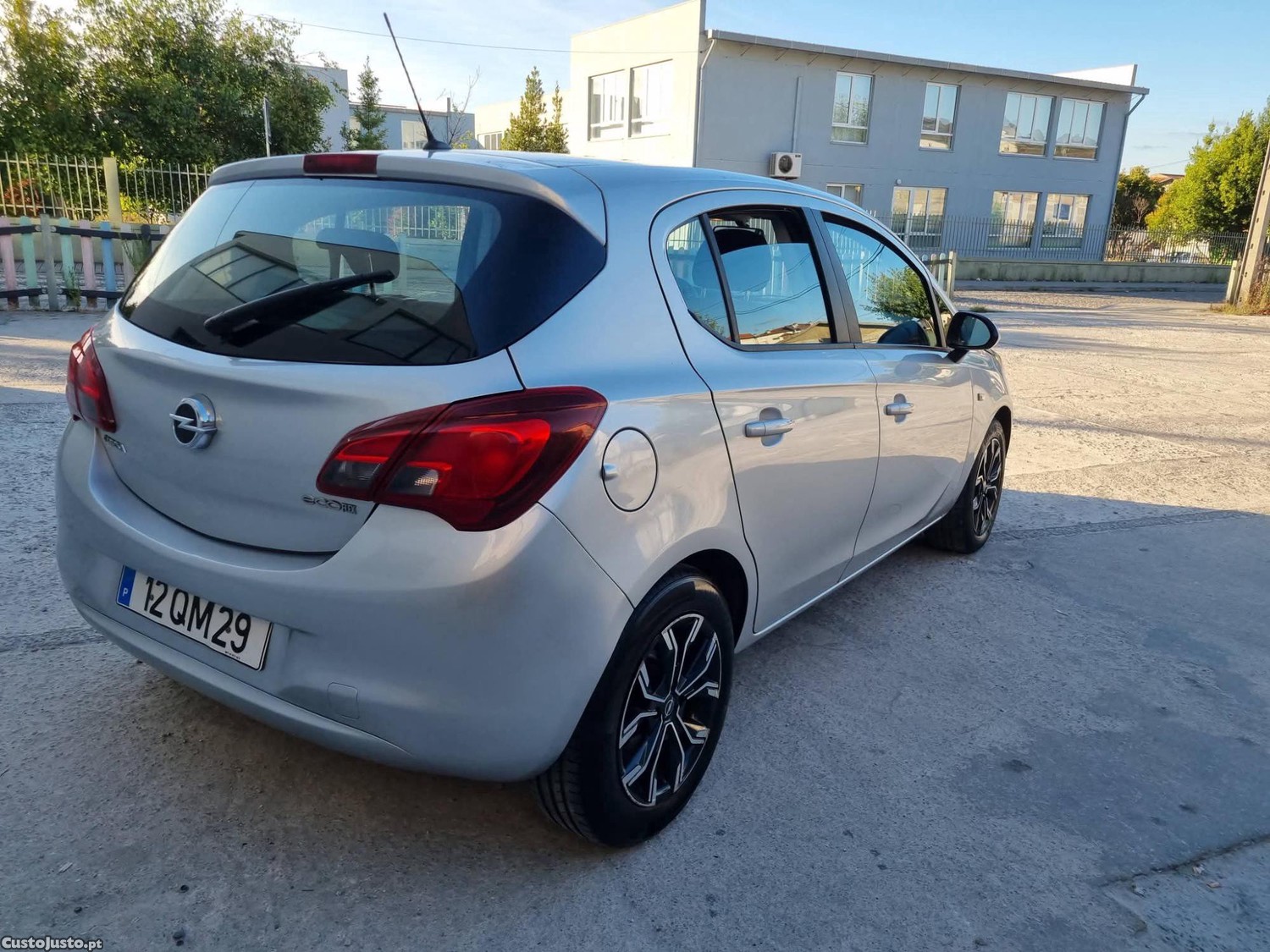 Opel Corsa 1.3 cdti muito novonacional — fotografia 9