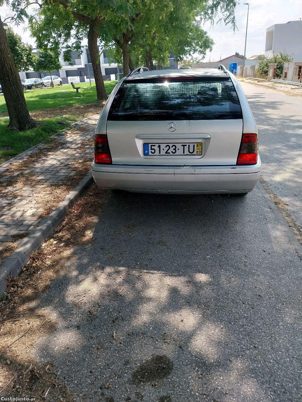 Mercedes-Benz C 220 MercedesTD — fotografia 4
