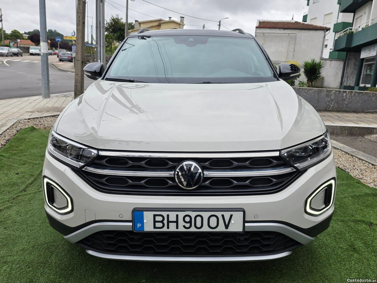 VW T-Roc 1.0 TSI Black Style - 24 — photo 2
