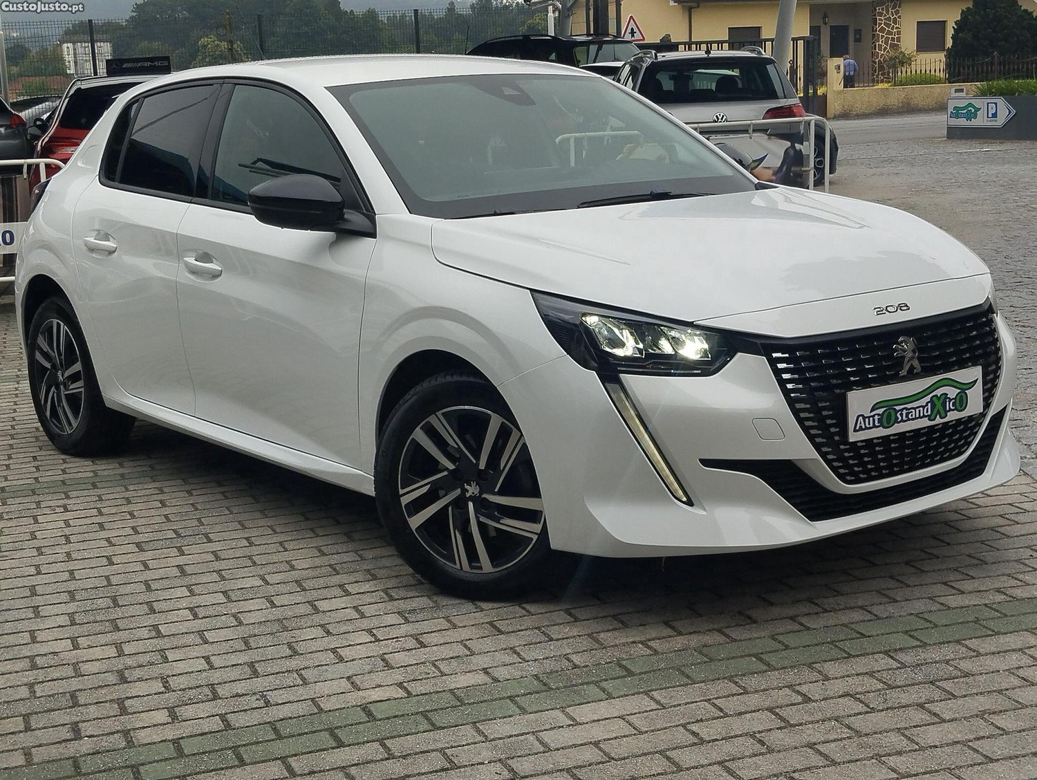 Peugeot 208 1.5 BlueHDi Active Pack — fotografia 7