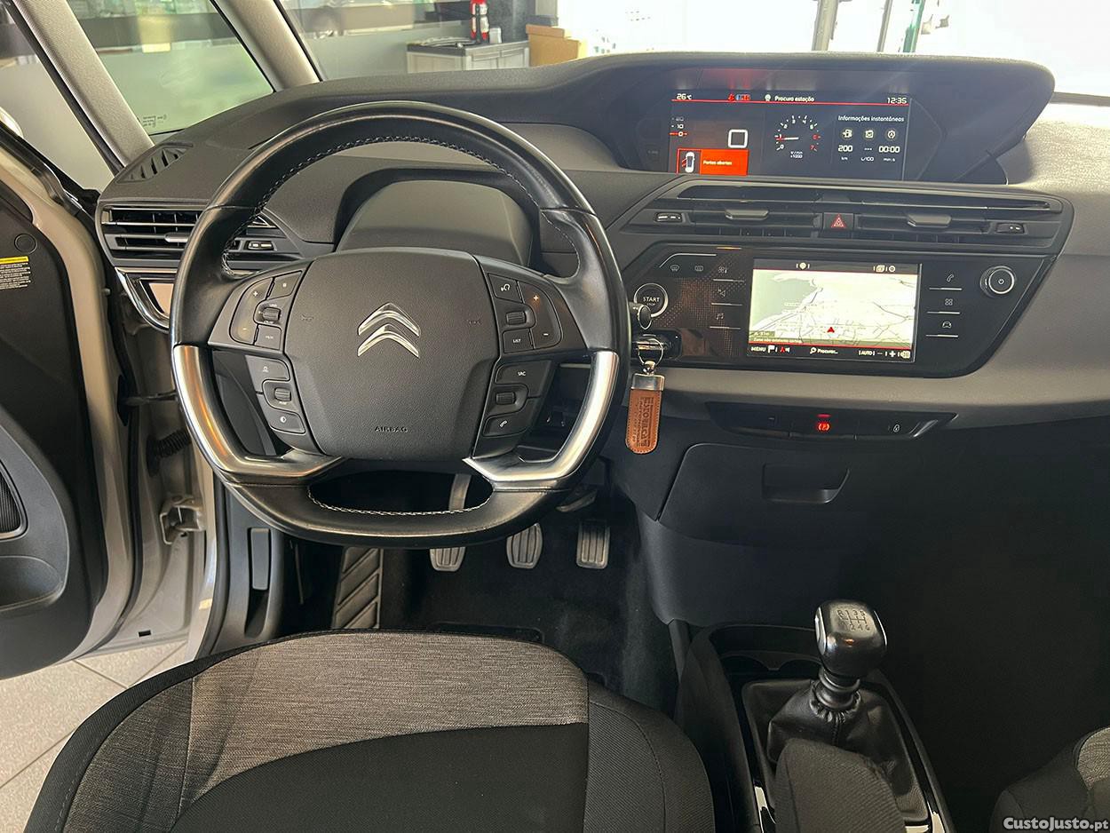Citroën C4 Spacetourer 1.5 BlueHDi Feel — fotografia 17
