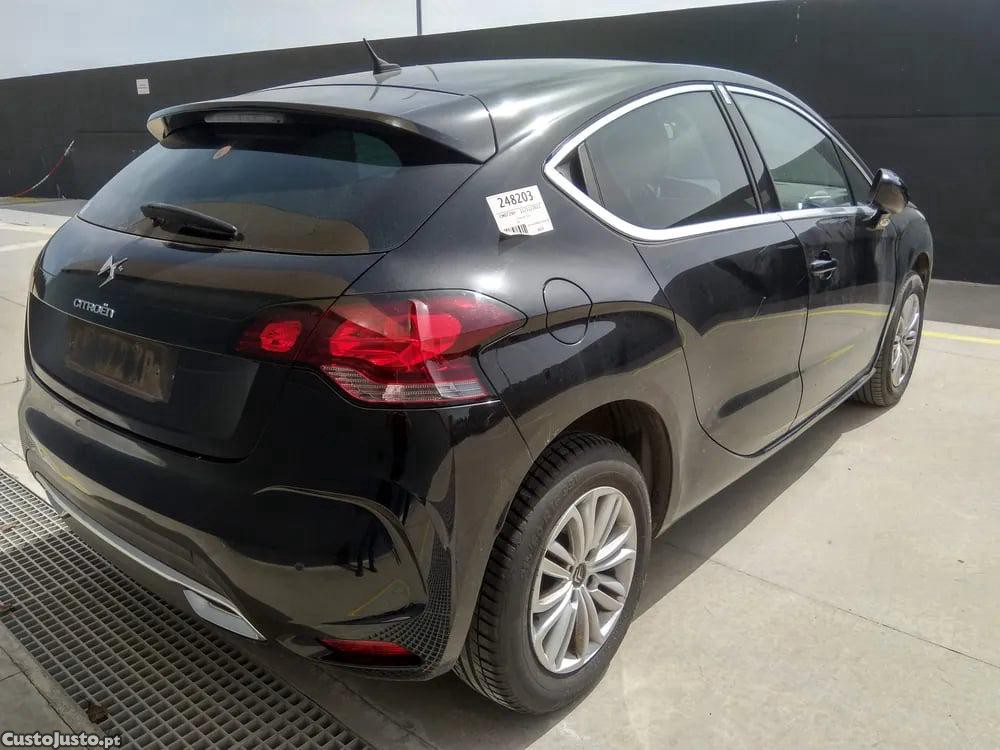 Citroën DS4 1.6 HDi 110 (82 kW / 112 cv) [04.2011 - 07.2015] - 12 foto 5