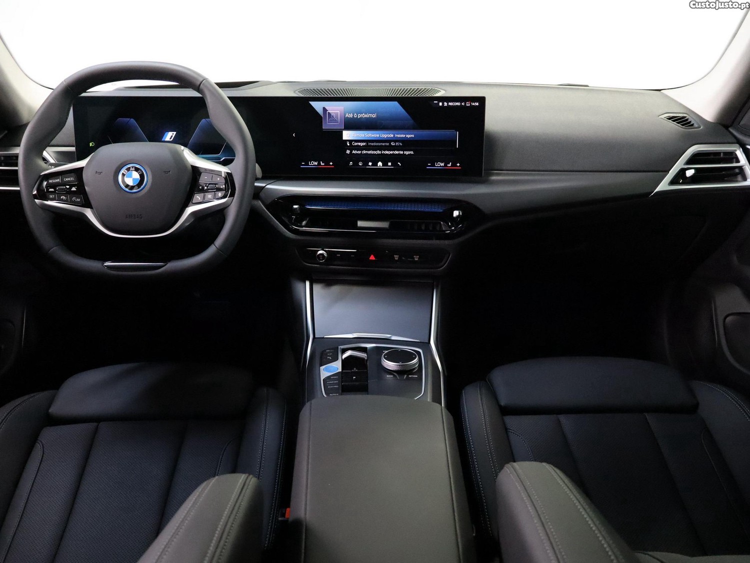 BMW i4 eDrive40 — fotografia 16