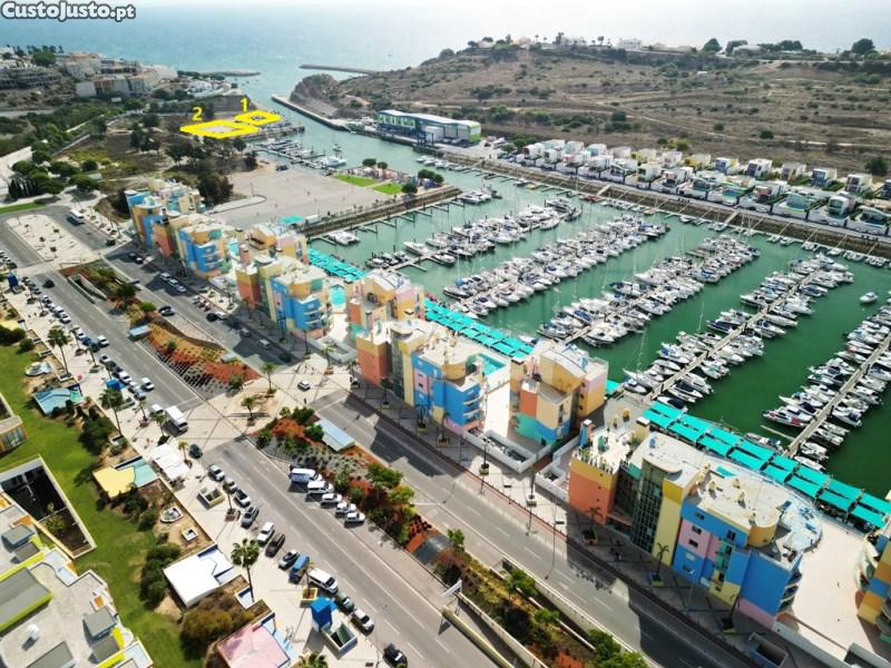 Lotes De Terreno Com 5424M2, Para Construção De...