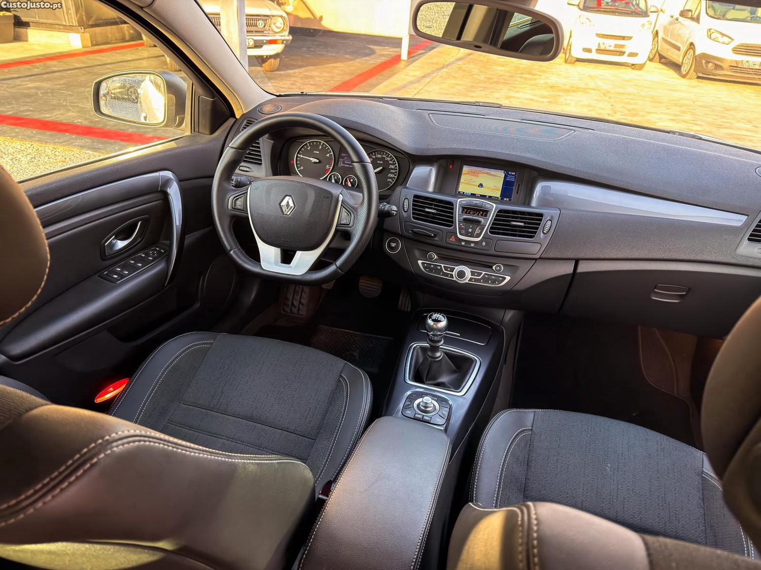 Renault Laguna BREAK 2.0 DCI 150 CV GT 4CONTROL — fotografia 7