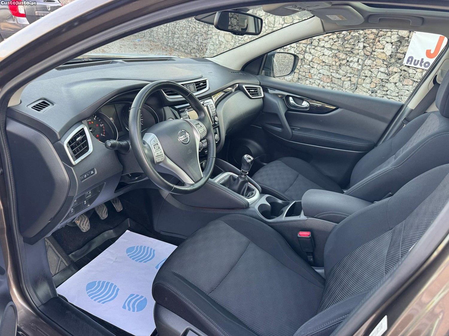 Nissan Qashqai 1.5 dCi N-Connecta 18 — fotografia 10