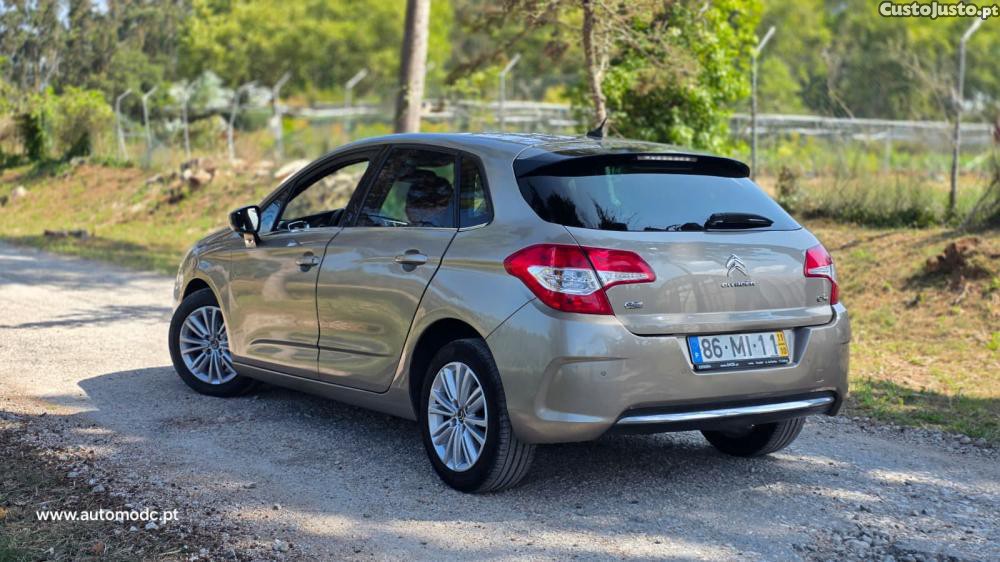 Citroën C4 1.6 HDi Exclusive — fotografia 13
