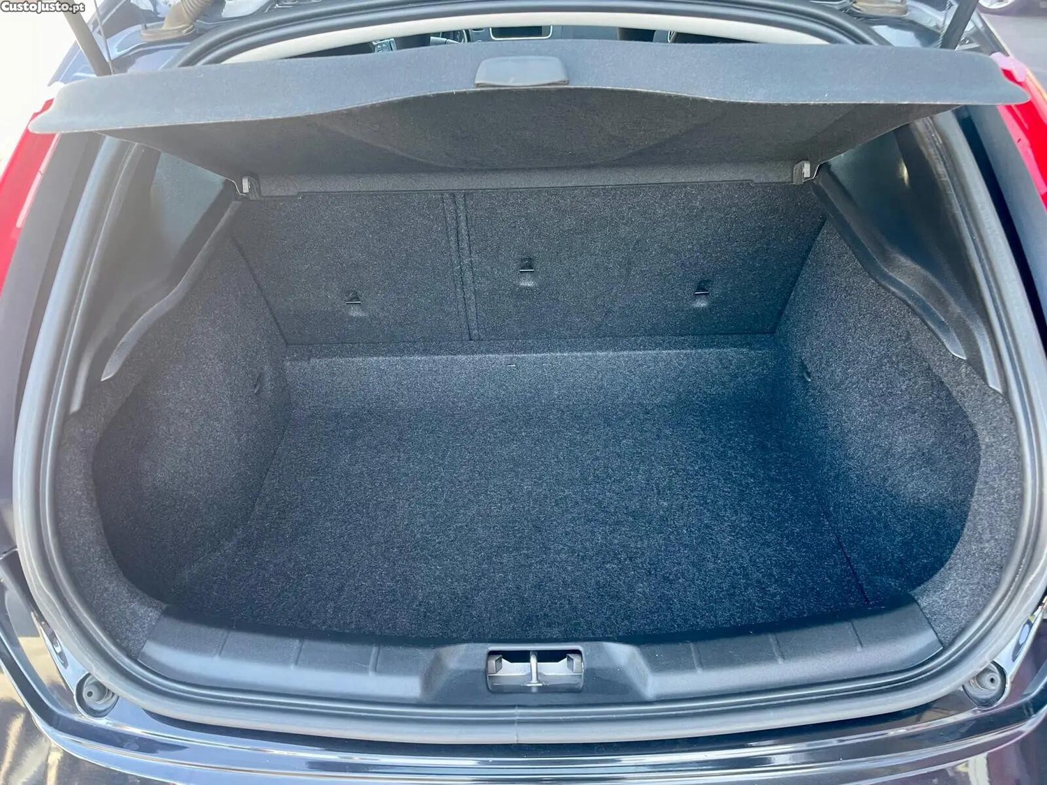 Volvo V40 1.6 D2 Momentum — fotografia 3