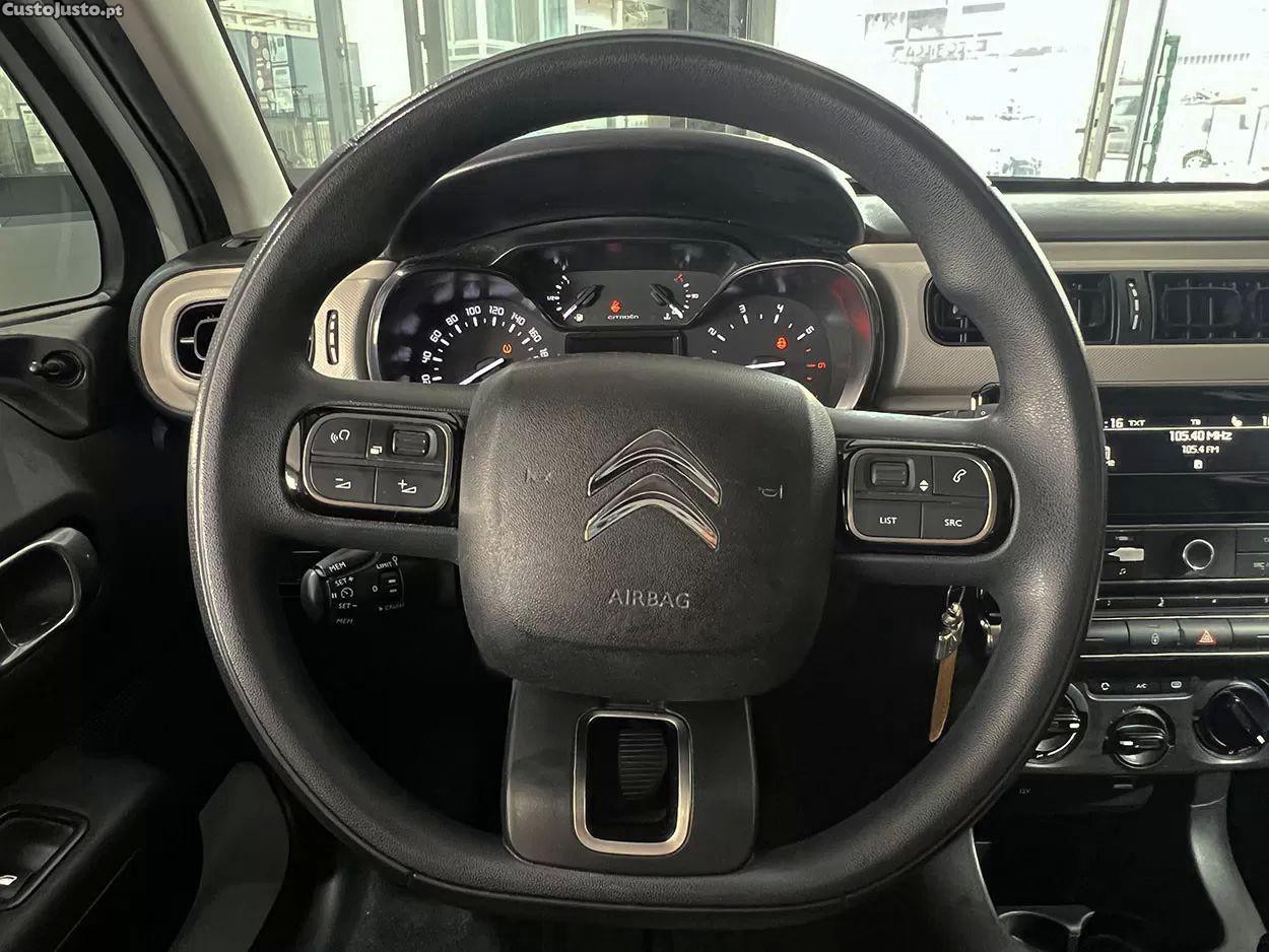 Citroën C3 1.2 PureTech Feel — fotografia 14