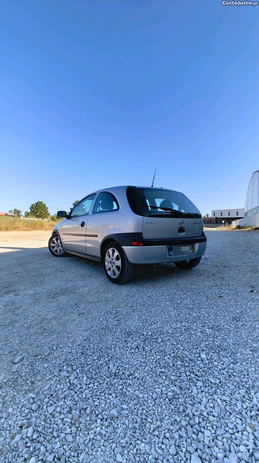 Opel Corsa C 1.7 TDI — fotografia 8