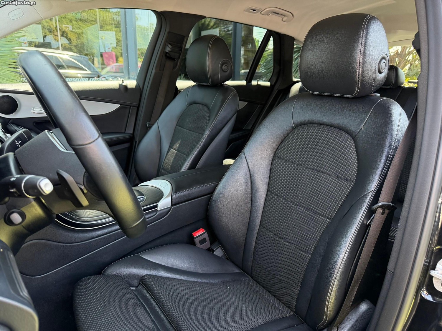 Mercedes-Benz GLC 300 de 4Matic — fotografia 16