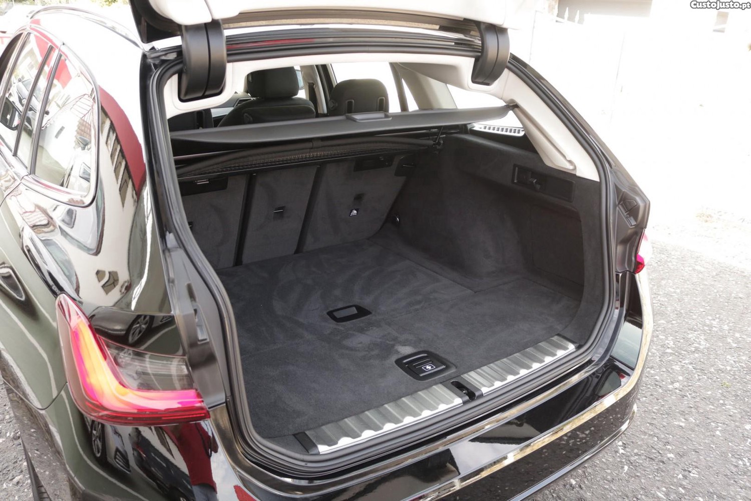 BMW 318 d Touring Auto 150cv — fotografia 44