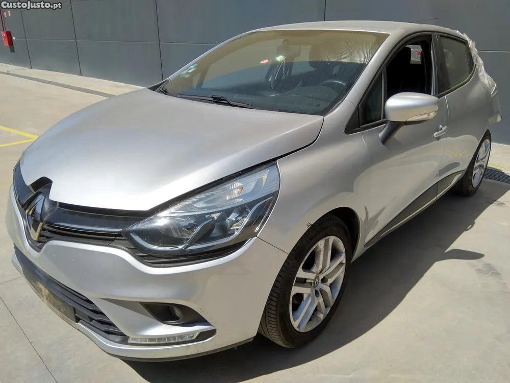 Renault Clio 0.9 TCe 75 (BHNP) (56 kW / 76 cv) [05.2018 - 08.2021] — photo 2