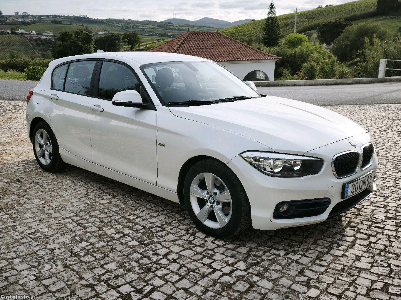 BMW 116 D Efficient Dynamics Sport Line — fotografia 11
