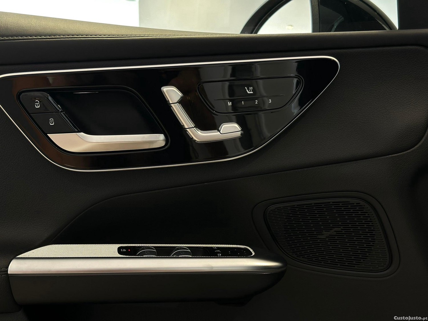 Mercedes-Benz GLC 300 de 4Matic 9G-TRONIC Edition AMG Line — fotografia 20