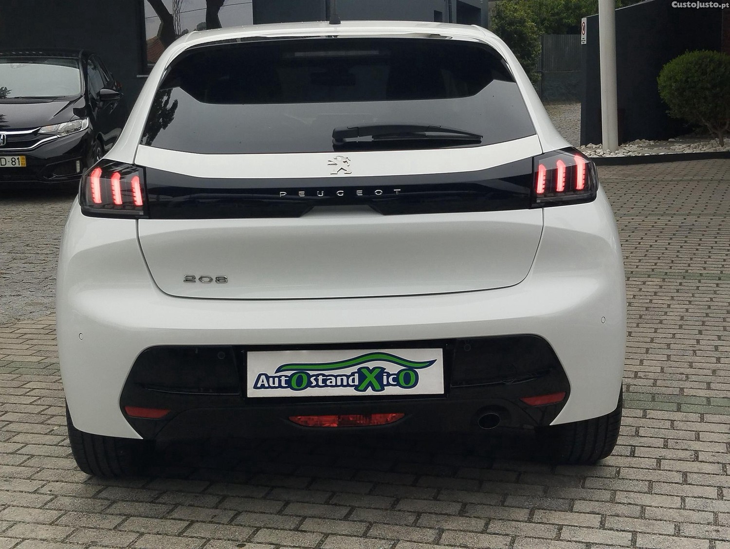 Peugeot 208 1.5 BlueHDi Active Pack — fotografia 10