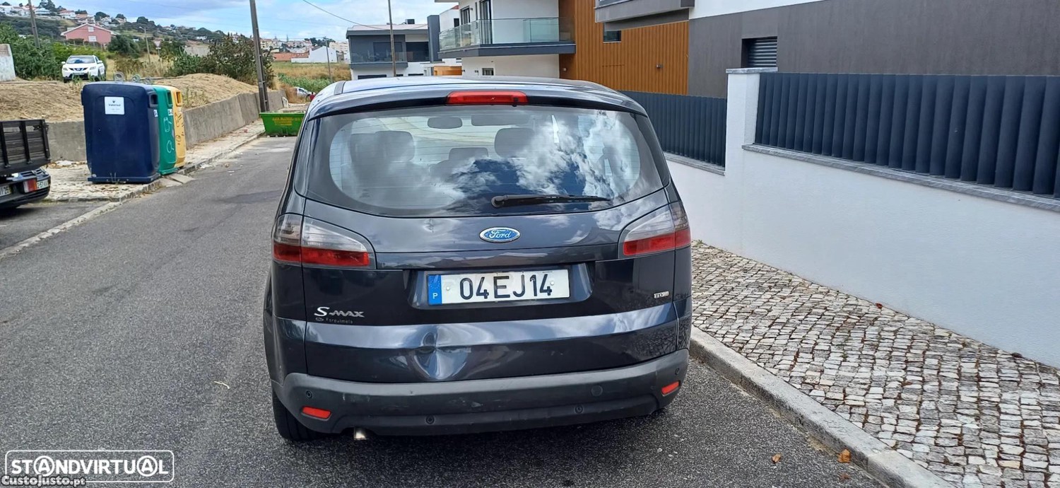 Ford S-Max Titanium — fotografia 6