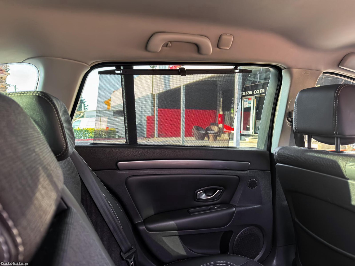 Renault Laguna BREAK 2.0 DCI 150 CV GT 4CONTROL — fotografia 4